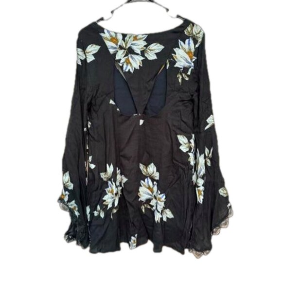 Free People Floral Top With Bell Sleeves Size Small - Picture 4 of 6